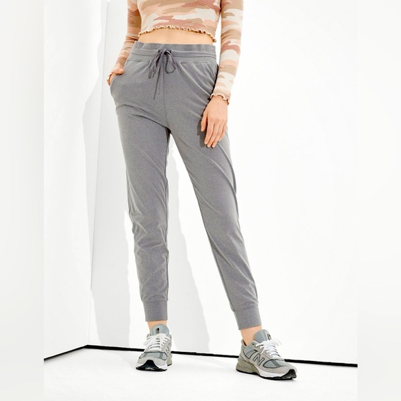 American Eagle Outfitters Pants - American Eagle Everywhere Joggers